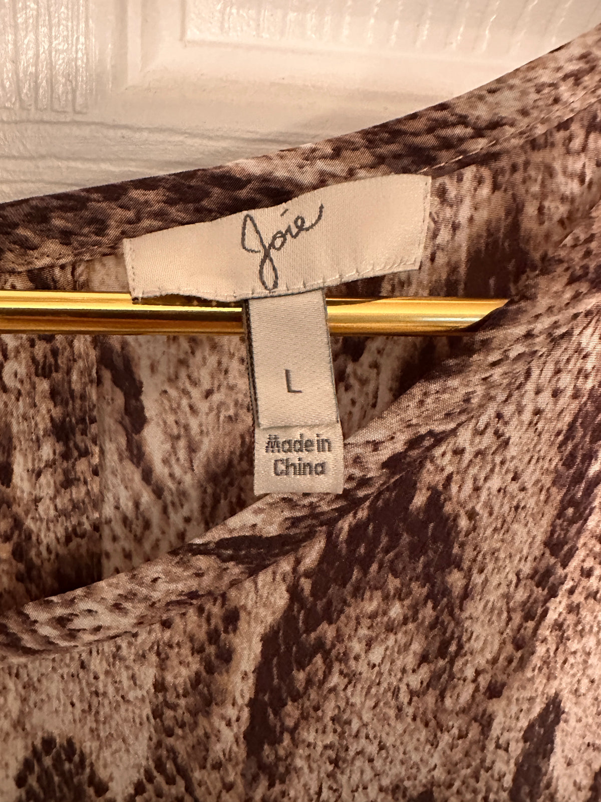 Sumptuous silk snakeskin print blouse Size Large